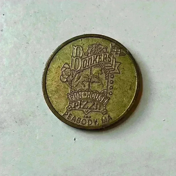 Bonkers Fun House Pizza Arcade Token Peabody Ma. No Cash Value Brass .875" - Picture 1 of 3